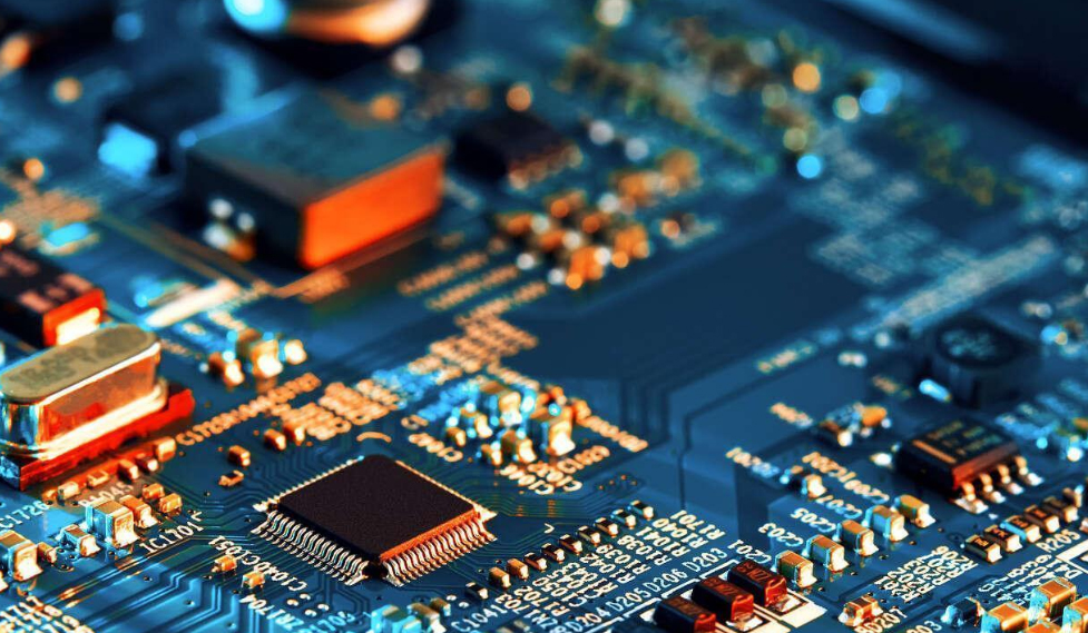 雨季不“翻車”！淋雨實驗箱助力產品防水性能升級